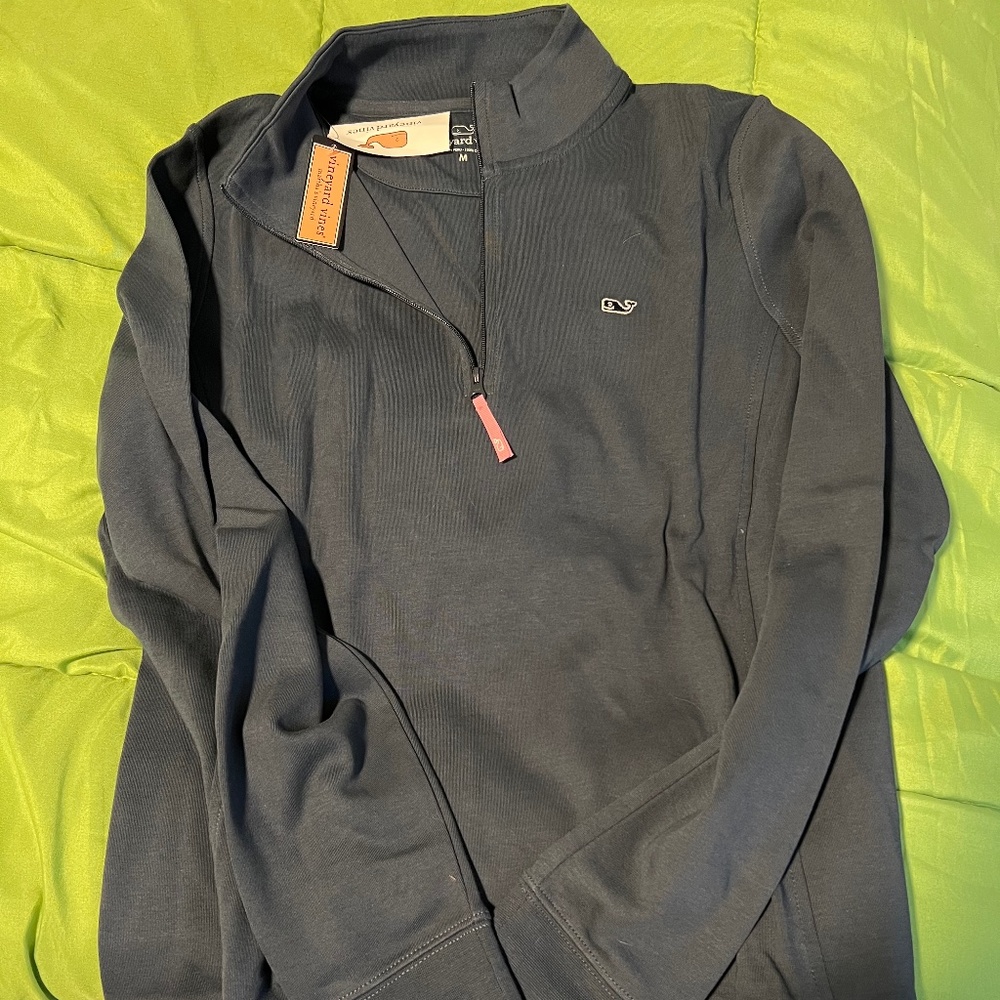 Brand New Vineyard Vines pullover